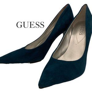 Guess Classic Suede Pump